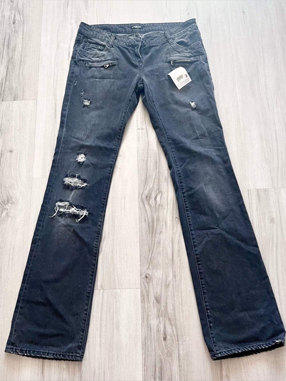 Semi vintage Balmain Paris distressed bootcut Jean sz EU 44. Low rise hiphugger